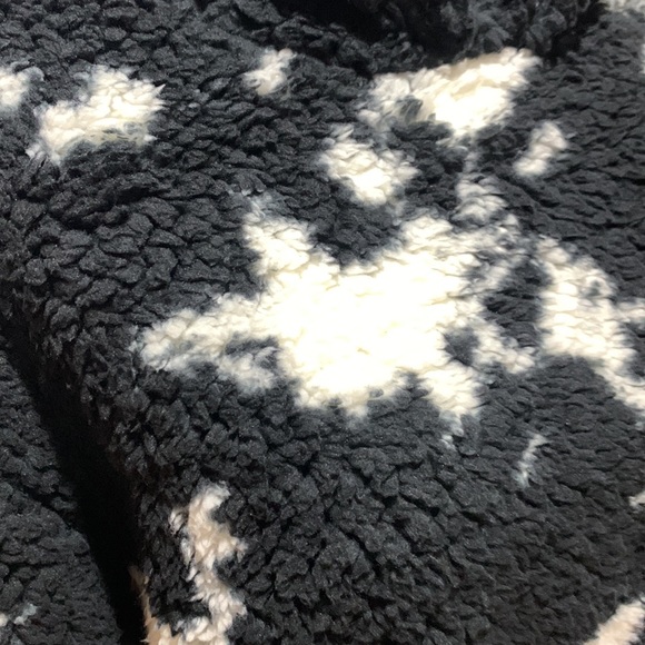 Hoodie - Picture 2 of 8